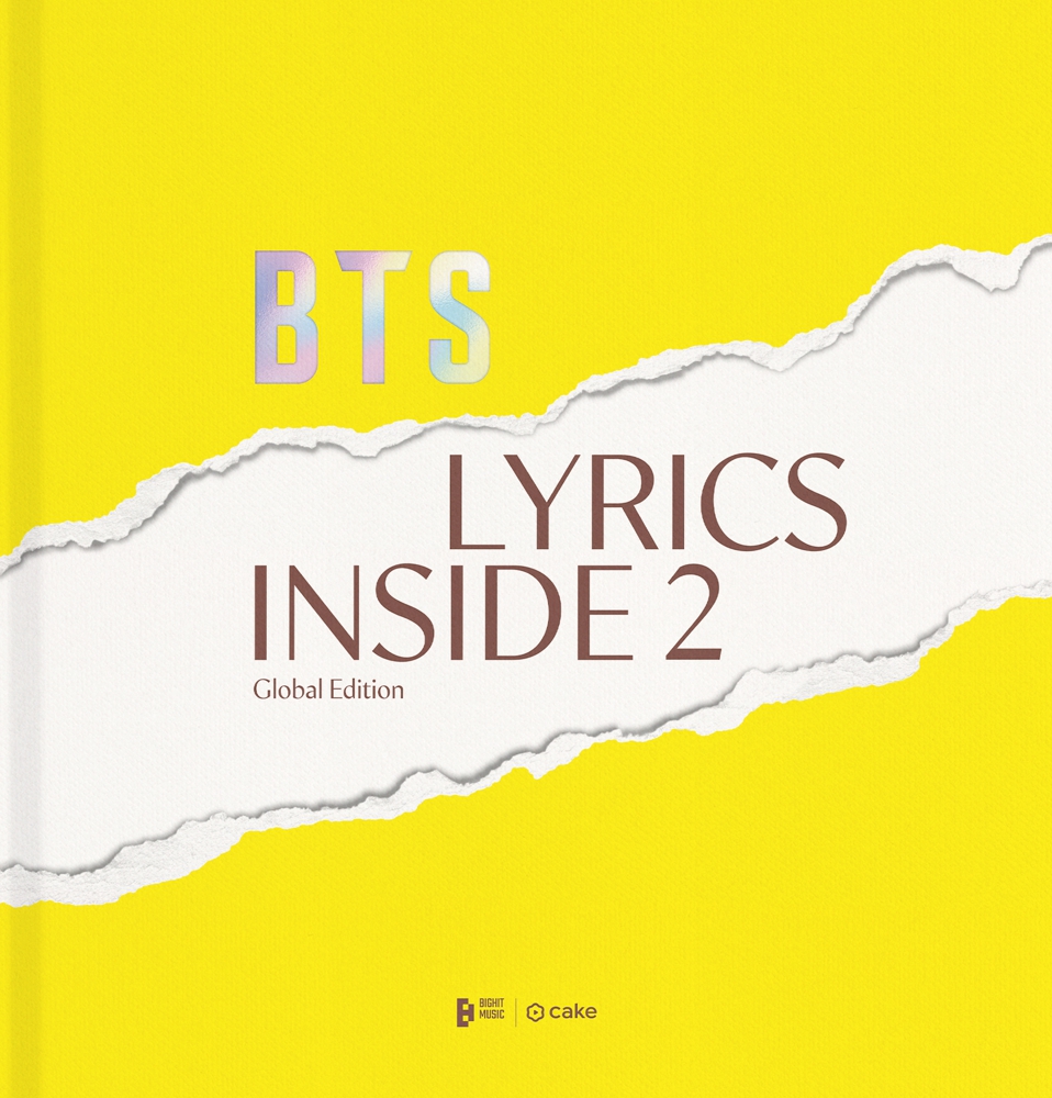 9791190996631 BTS Lyrics Inside 2 + BTS Group Postcard